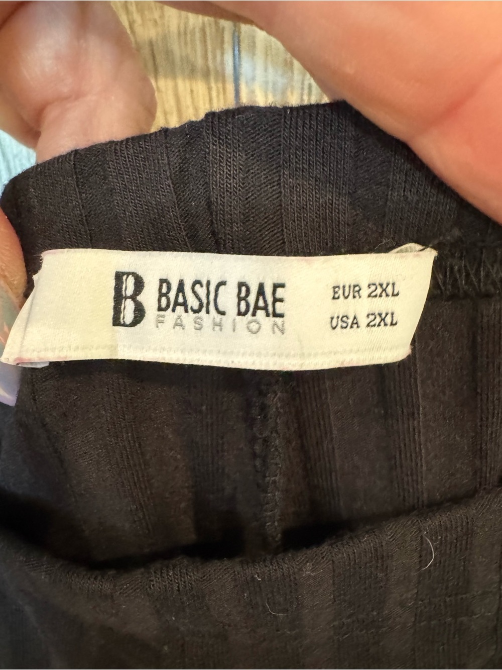 Basic Bae Women’s Black Ribbed V-Neck Top and Shorts Set sz 2XL - Picture 7 of 11